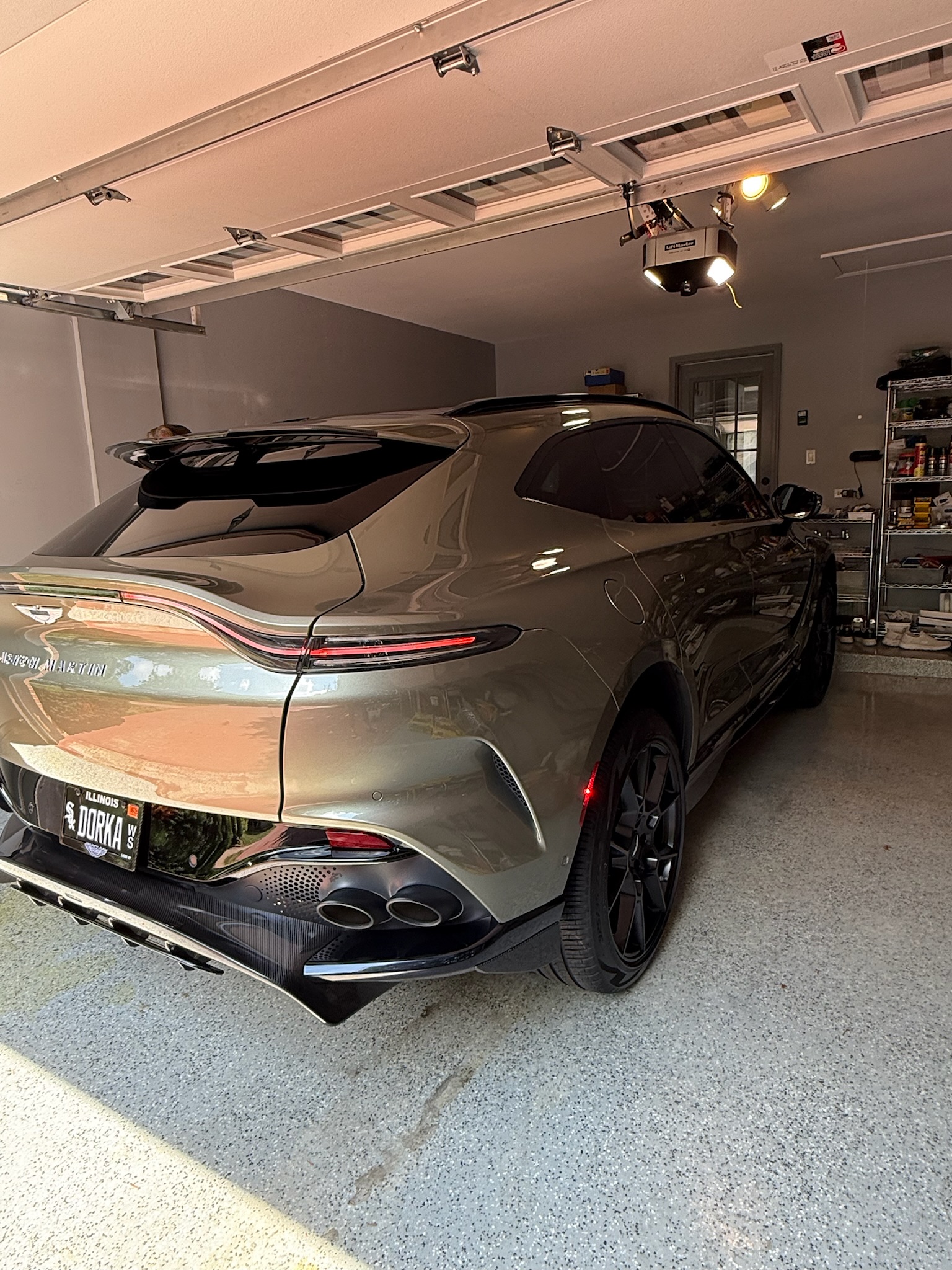 Aston Martin DBX